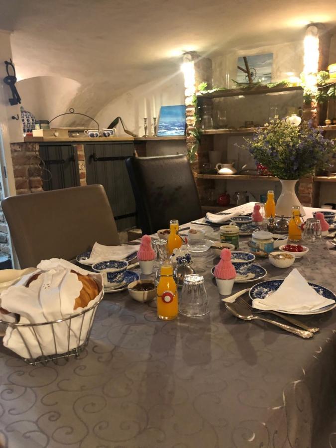 ميدلبورغ Bed & Breakfast Adrichem En Scherpenseel المظهر الخارجي الصورة